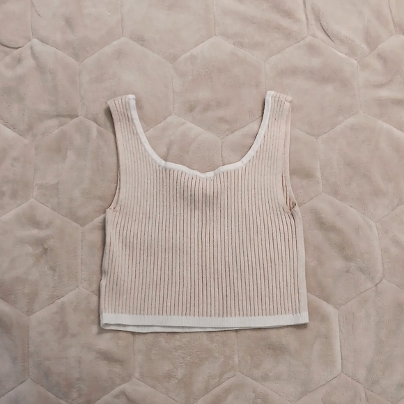 Beige L basic crop top - Picture 2 of 3